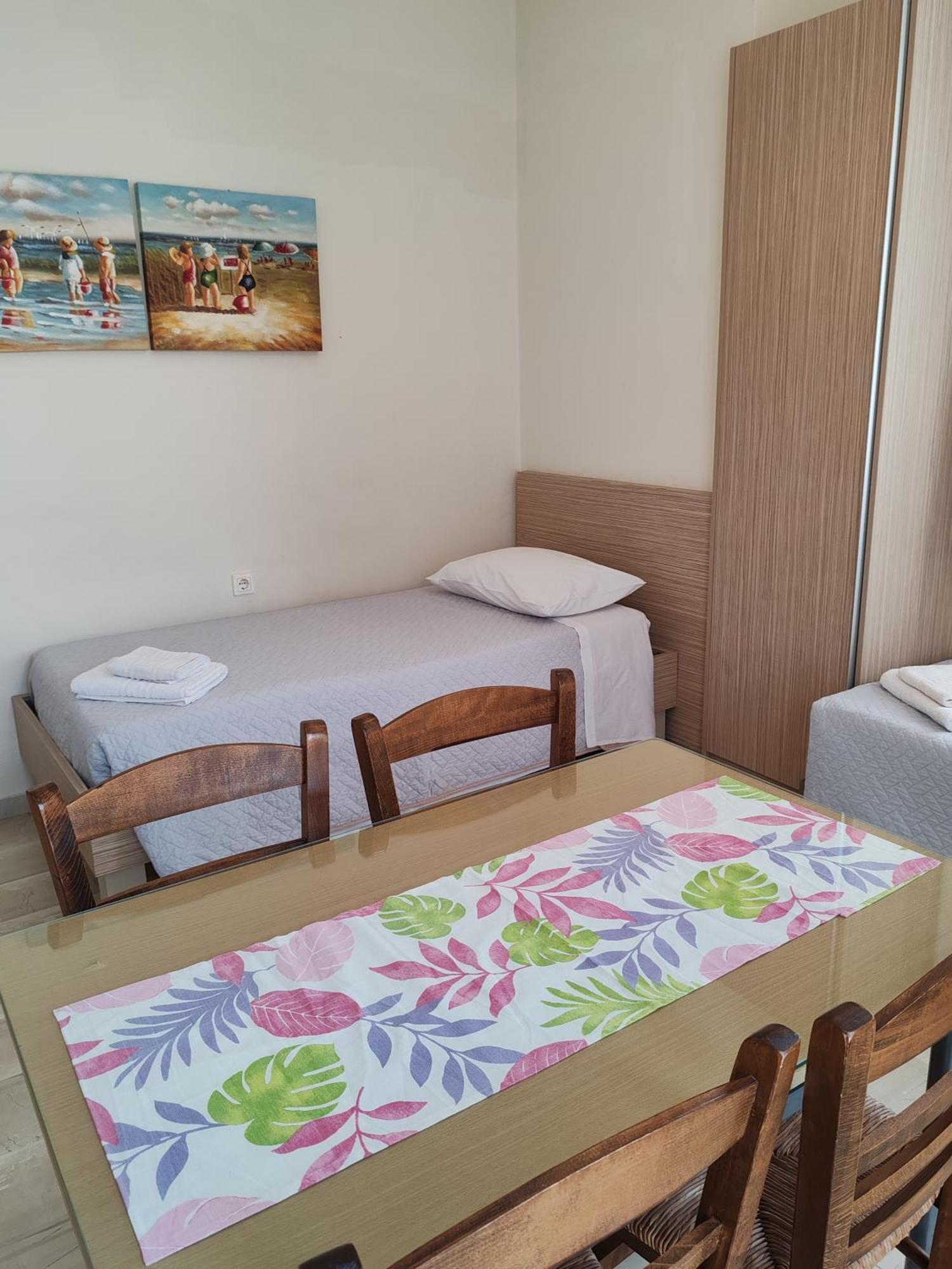 Angelica Studios And Apartments Agia Marina Dış mekan fotoğraf
