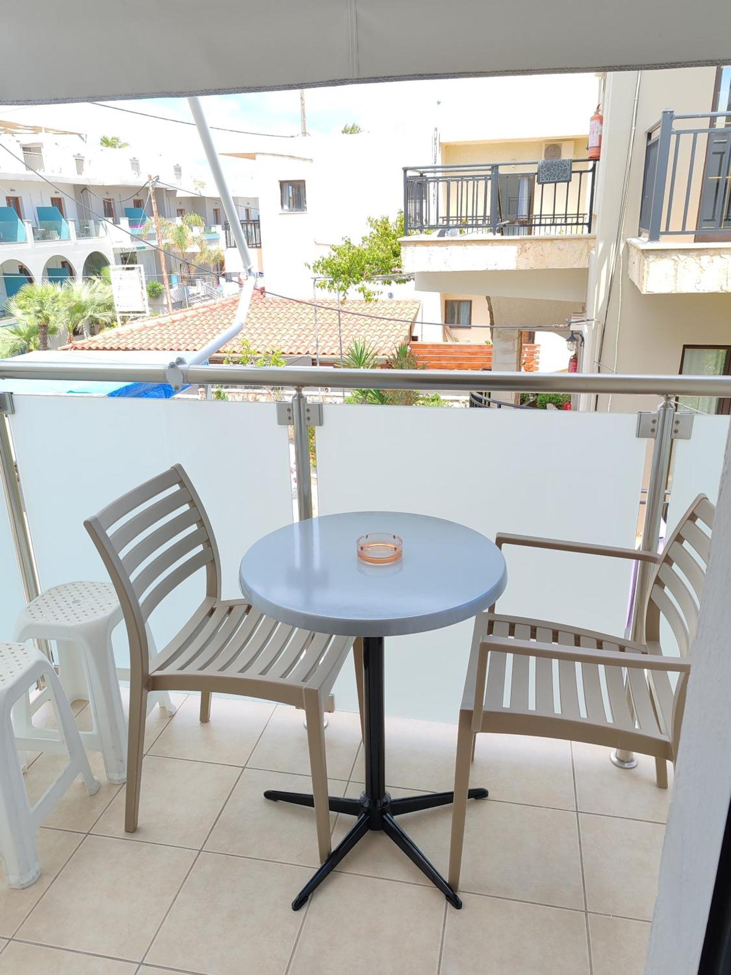 Angelica Studios And Apartments Agia Marina Dış mekan fotoğraf