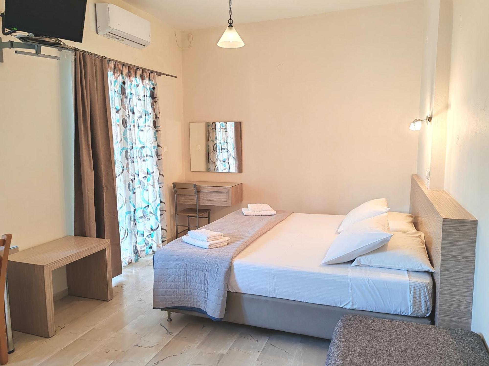 Angelica Studios And Apartments Agia Marina Dış mekan fotoğraf
