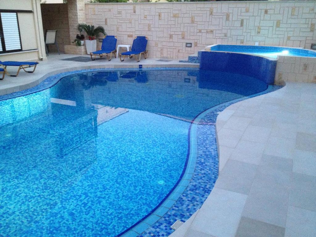Angelica Studios And Apartments Agia Marina Dış mekan fotoğraf