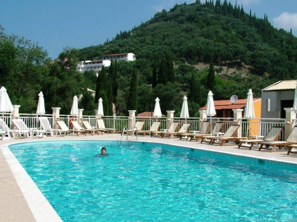 Angelica Studios And Apartments Agia Marina Dış mekan fotoğraf